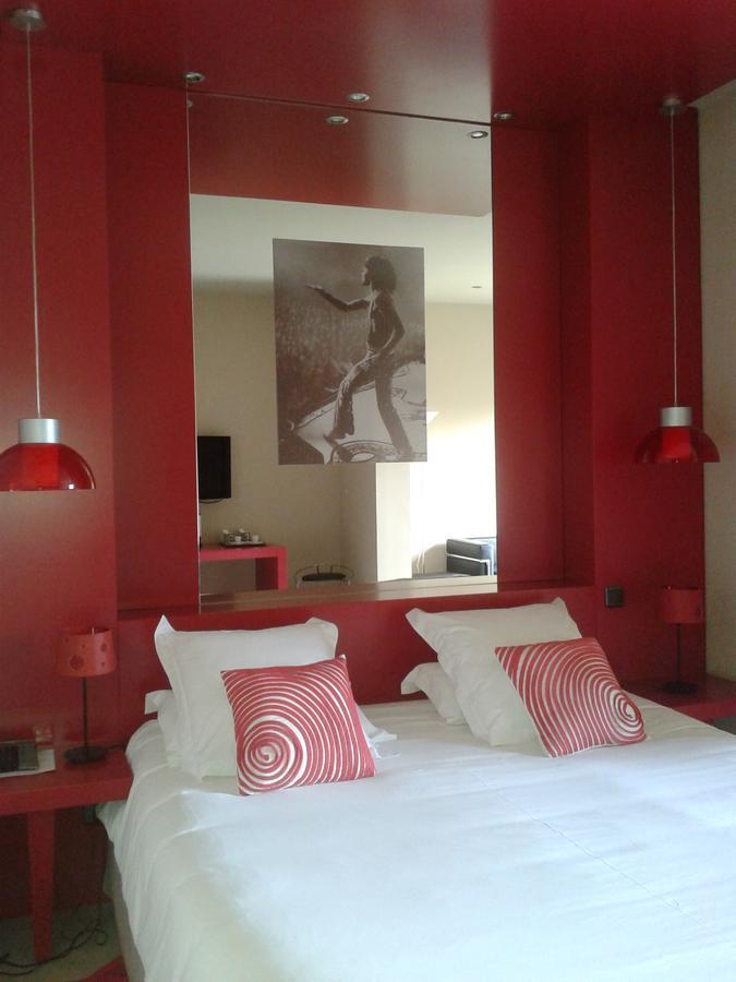 Hotel Auberge La Feniere - Les Collectionneurs Cadenet Bagian luar foto