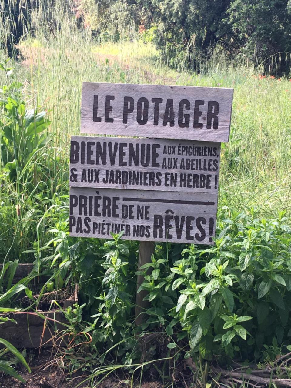 Hotel Auberge La Feniere - Les Collectionneurs Cadenet Bagian luar foto