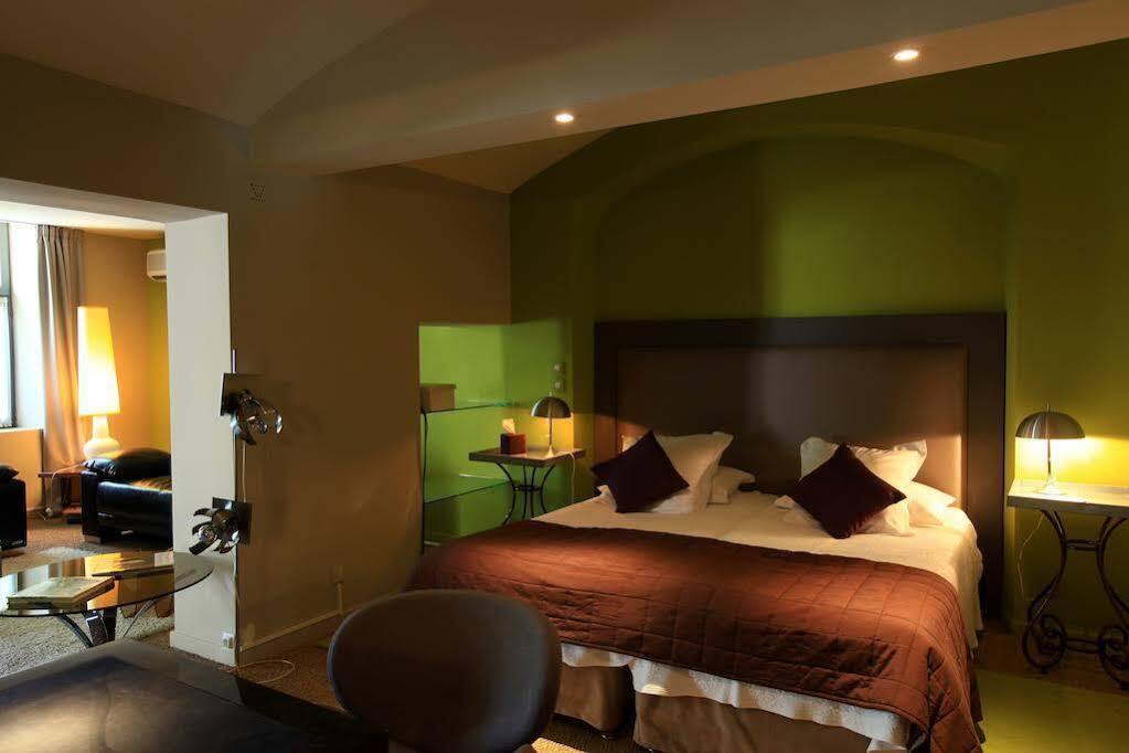 Hotel Auberge La Feniere - Les Collectionneurs Cadenet Bagian luar foto